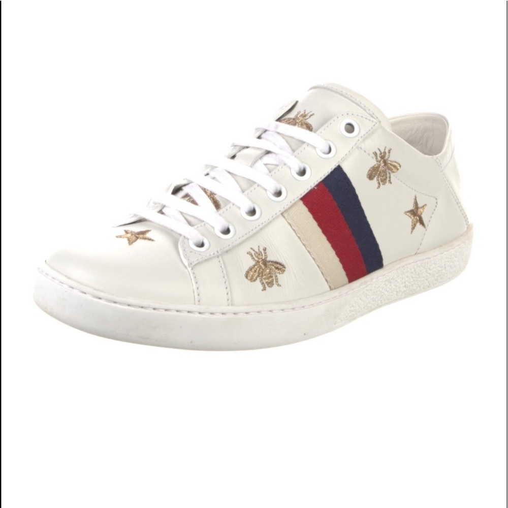 Women’s Gucci leather low top sneakers sz 7.5